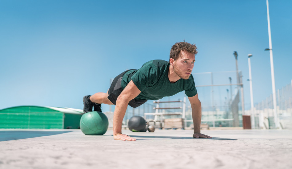 Physioball Hip & Knee Tuck & Decline Push-up | SportsEdTV